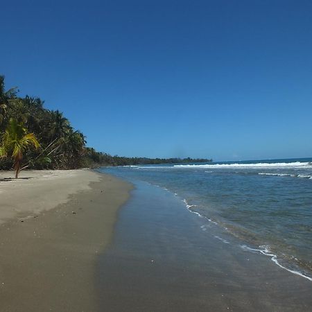 Cabinas Caribe Luna Кахуіта Екстер'єр фото